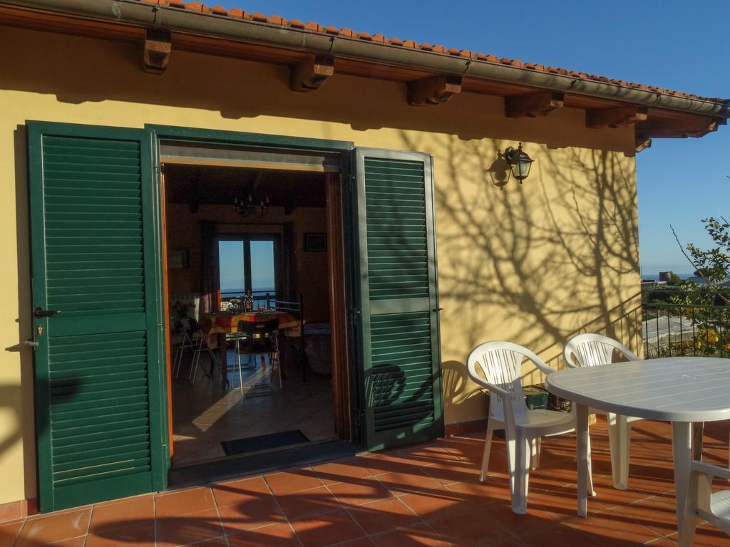 Strada Casai 19 Daire Riva Ligure Dış mekan fotoğraf